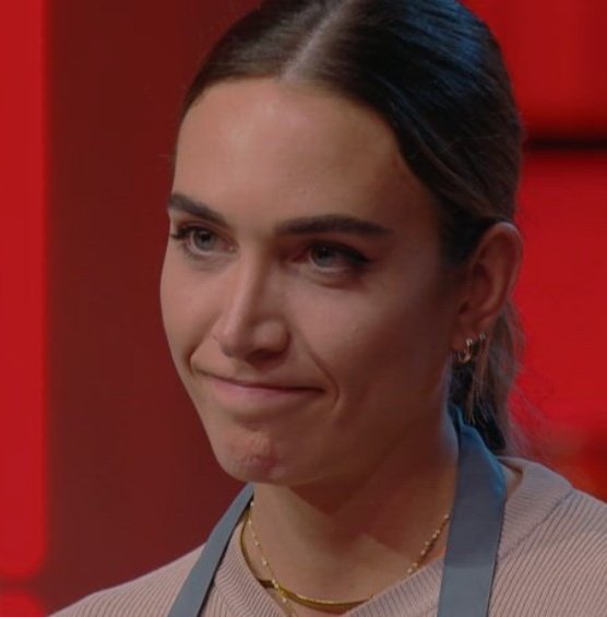03TrashAddicted's tweet photo. Laura sbaglia a friggere = FUORI
Sara sbaglia a friggere = VAI ALLO SKILL TEST
Provate a dire figli e figliastri?
#MasterchefIt https://t.co/HYLw3QjBAl