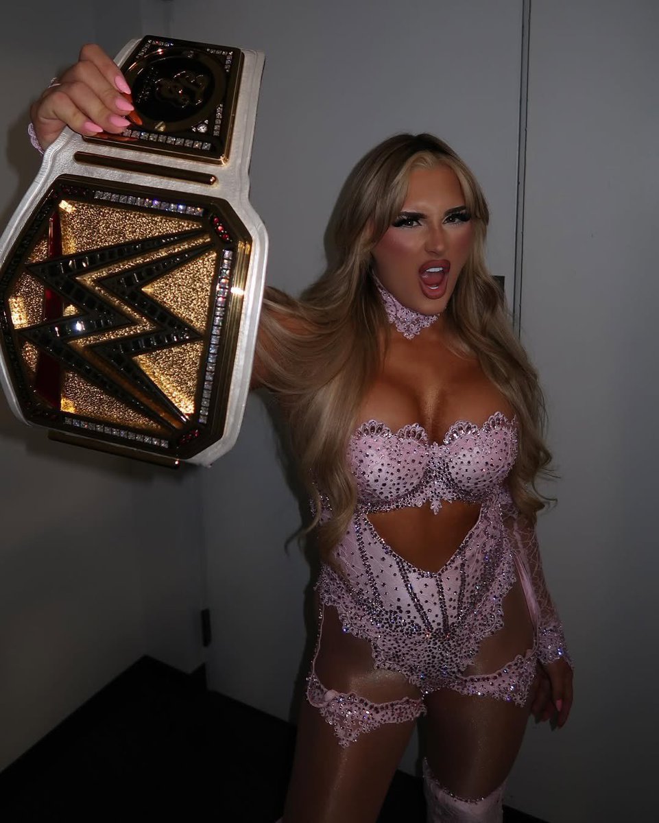 FramedInVanity's tweet photo. Greatness starts and ends with me. 👸🏼⭐️ https://t.co/G1Lvy4CNAc