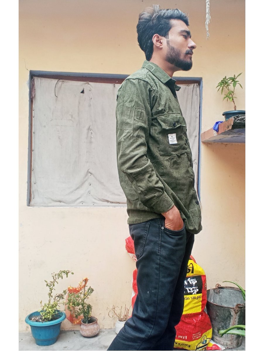 luckyTushar5's tweet image. यह 🌎 ज़िन्दगी छोटी 🤏 सी है इसे हंसकर जियो क्योंकि लौटकर यादें आती है 🕢 वक्त नहीं ❌ 
..
..
#foryou #newpost #karnawał #meerutcantt #lovecity #gao #feel #photoclick #happy #meerut