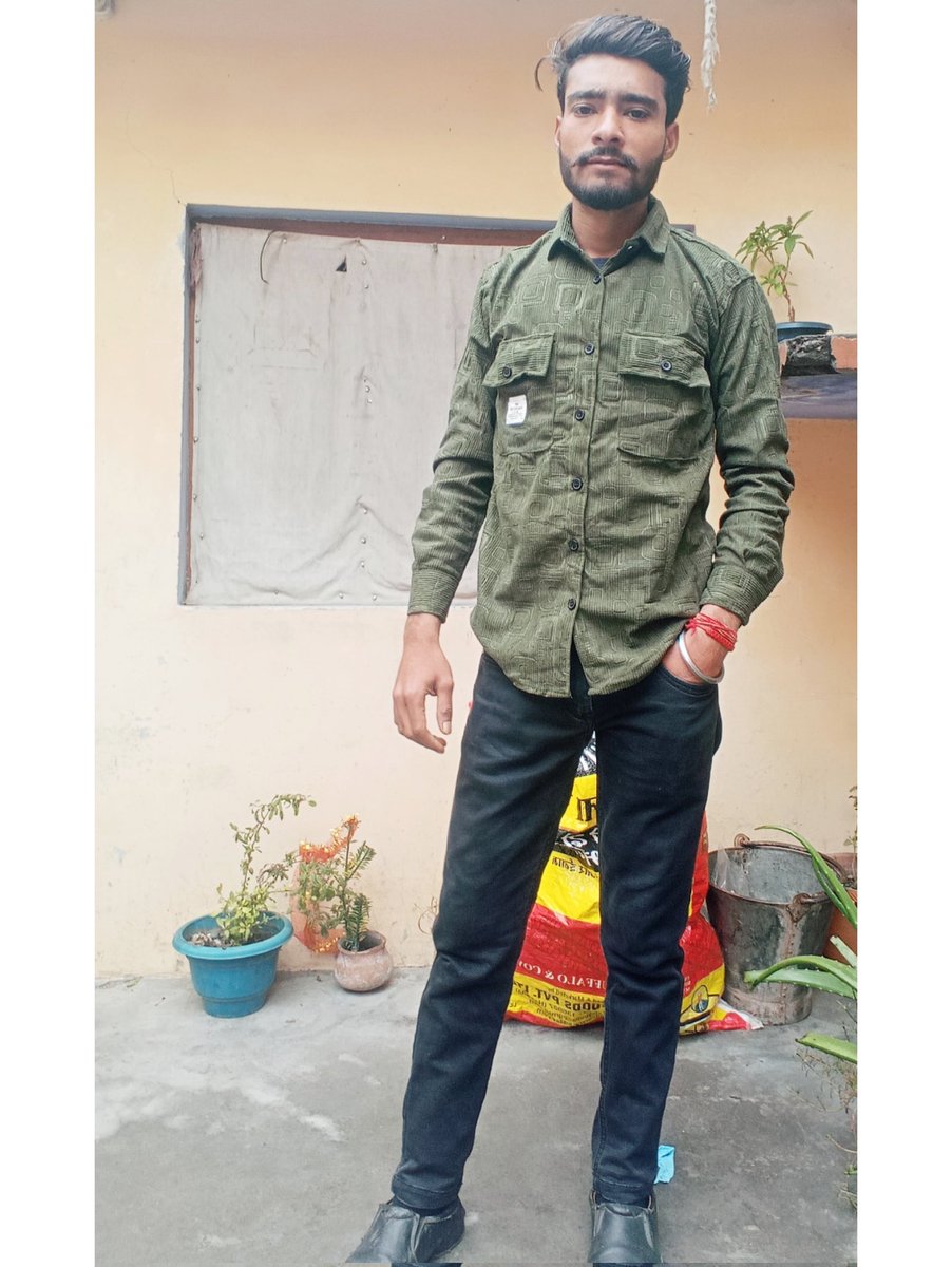 luckyTushar5's tweet image. यह 🌎 ज़िन्दगी छोटी 🤏 सी है इसे हंसकर जियो क्योंकि लौटकर यादें आती है 🕢 वक्त नहीं ❌ 
..
..
#foryou #newpost #karnawał #meerutcantt #lovecity #gao #feel #photoclick #happy #meerut