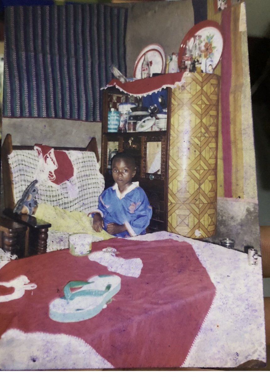 Sativa255's tweet photo. 17/1/1997 yes its my Birthday. 🎂🪔🧨

Siku kama ya leo miaka 28 nyuma, saa 4 asubuhi, siku ya IJUMAA kama leo nililetwa duniani.

Ni mara  chache sana kwenye hii miaka 28 na sikumbuki  ni mara ngapi huwa imetokea SIKU tarehe mwezi na mwaka vikafanana kama mwaka huu.

Yani SIKU Ijumaa, MWEZI wa kwanza, TAREHE 17, inatokea mara chache sana. Naamini huu utakuwa mwaka wangu special kama ulivyokuwa tangu siku ya kwanza niliyoletwa dunia ilivyokuwa Special.

Naishukuru miaka 27 iliyopita imenifundisha mengi, ni miaka aambayo SITAKUJA KUISAHAU mpaka naingia kaburini. Imebadirisha maisha yangu kabisa, mengi nitayaongea mbele ya safari ila naishuru hii miaka 27 iliyopita imenipa DARASA.

Kwakuwa baraka zimejirudia za mwaka 97, basi naamini nimezaliwa UPYA, sio Edger tena, huyu ni SATIVA, nitasimama na wananchi kwenye kupambania HAKI na USAWA kwenye jamii yetu. Najua ni vita ngumu, ndiomaana kila tukizaliwa tunaanza kwa kulia tukijua safari mpya ni ngumu.

Damu yangu iliyomwagika PORI LA KATAVI 27/6 kwa lengo la Kuuliwa na maiti yangu kuliwa na WANYAMA wakali ile ilikuwa ya EDGER wa familia ya MWAKABELA. Huu uponyaji mpya ni wa SATIVA na Familia za WATANZANIA. 

Nitashugulika na WAKOLONI WEUSI bila kupepesa macho au kusubiri MAELEKEZO, sitajali nashinda au sishindi ila ninachokijua KUPAMBANA TUU. Haya maisha yangu mapya ni kwaajili yenu WATANZANIA, mlilia sana nilipopotea na kupatikana MAHUTUTI, mlinipigania sana kuhakikisha nakuwa salama tena.

Nawaahidi nitajilinda kwa WIVU MKUBWA SANA, nitaishi ndugu zangu, tutawashugulikua hawa VIBAKA kwa nguvu zote Siku zote, siamini kama nitakengeuka siku moja, hiyo nafasi haipo.

Natamani kuandika mengi juu ya haya maisha yangu mapya ila itoshe tuu kusema hayo na kujitakia HERI YA SIKU YA KUZALIWA MUNGU NI MWEMA SANA.🙏🏿🙇🏾‍♂️

SATIVA17🫡
