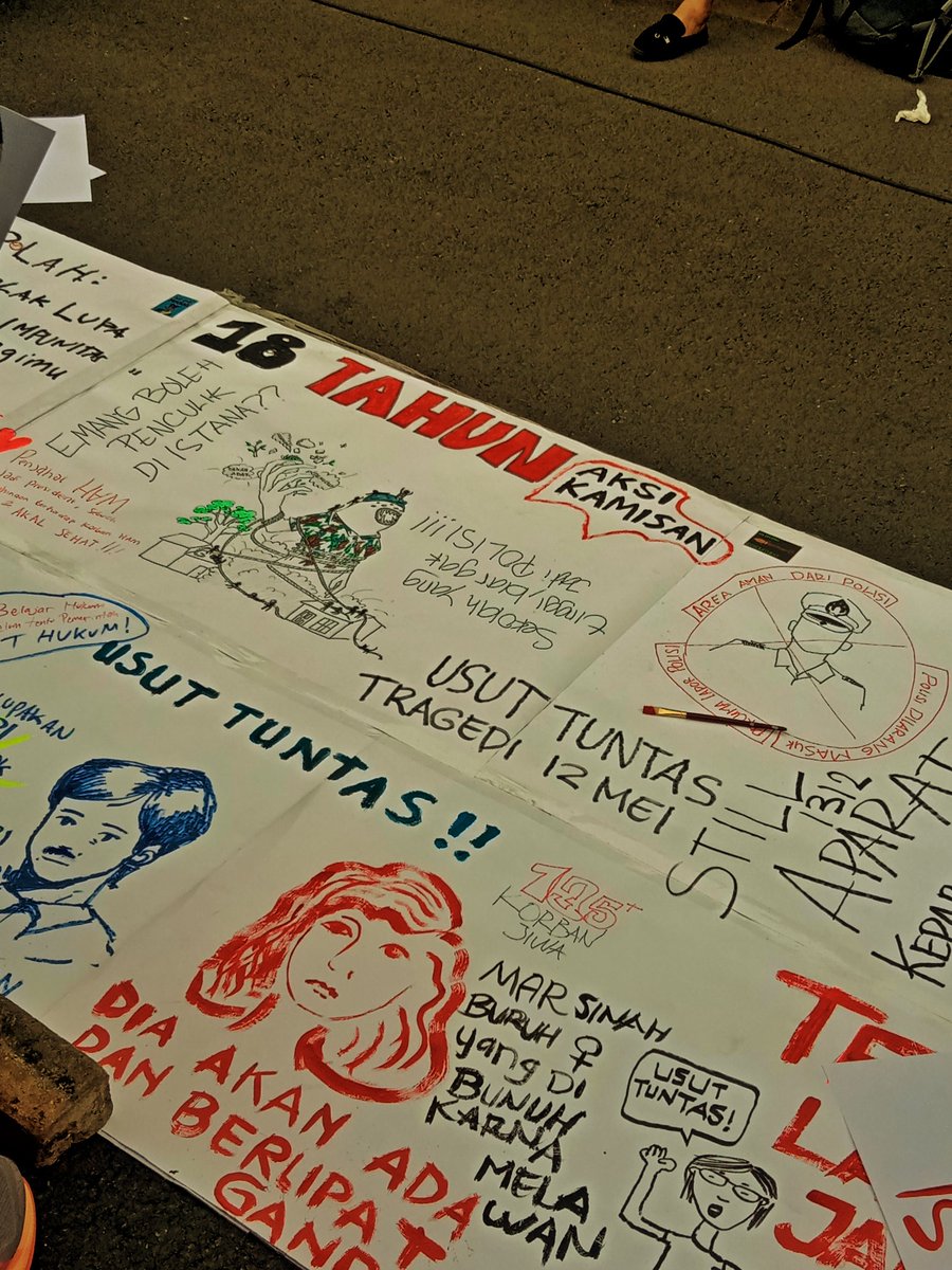 agterplasss's tweet image. 18 Tahun Aksi Kamisan!!