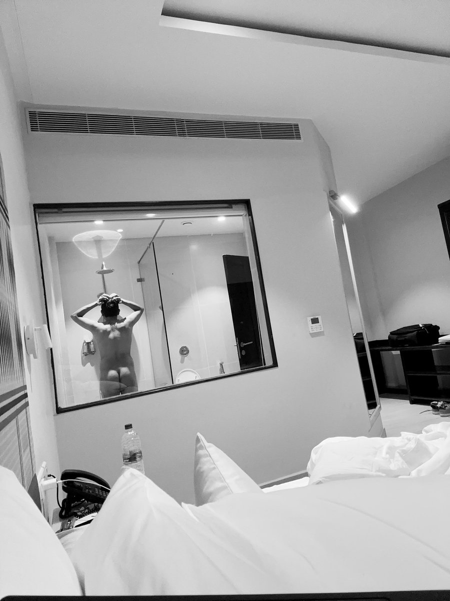 The Naked MBA (20k) tweet media