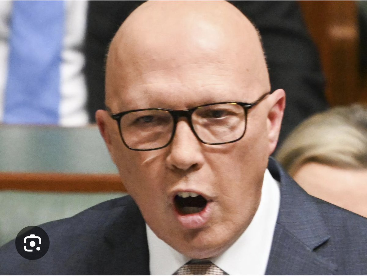 ricklevy67's tweet image. A #CrookedCop and #CrookedAccountant enter politics at the same time both are dishonest, deceitful, conniving, racist, bigoted, narcissistic bullies and lead @LiberalAus  and want the public to vote for them 
#DumpDutton 
 @PeterDutton_MP #SackSussan @sussanley #auspol