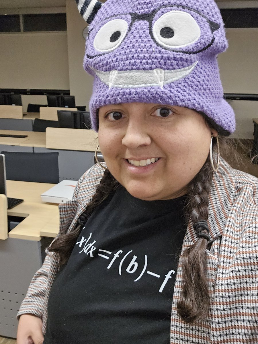 Mrs_Meowmerz's tweet image. First day of Data Science and Visualization class. I'm ready to rock #math #DataScience #mathematician 🤓🎉🎊🥳✨️
