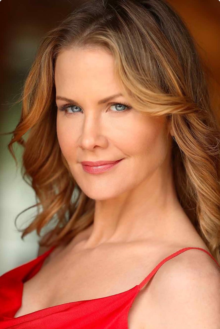MattOtstot's tweet photo. Join me in wishing #HappyBirthday to the über talented @JosieDavis!! #DonnerBlitzen!! https://t.co/lqWyemj3DY