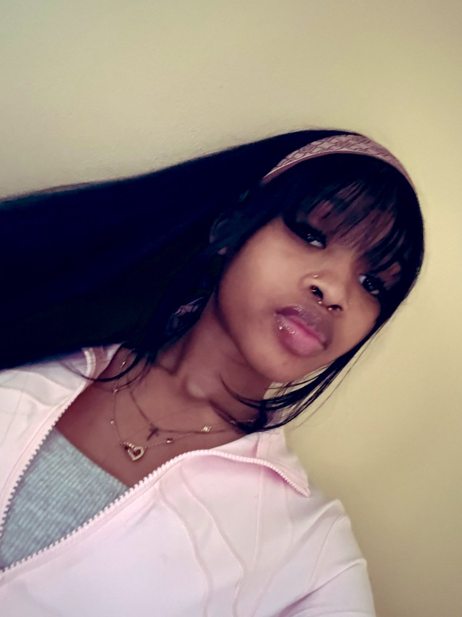 jaelahhhh's tweet photo. girly sometimes https://t.co/j2Ng6hjcOn
