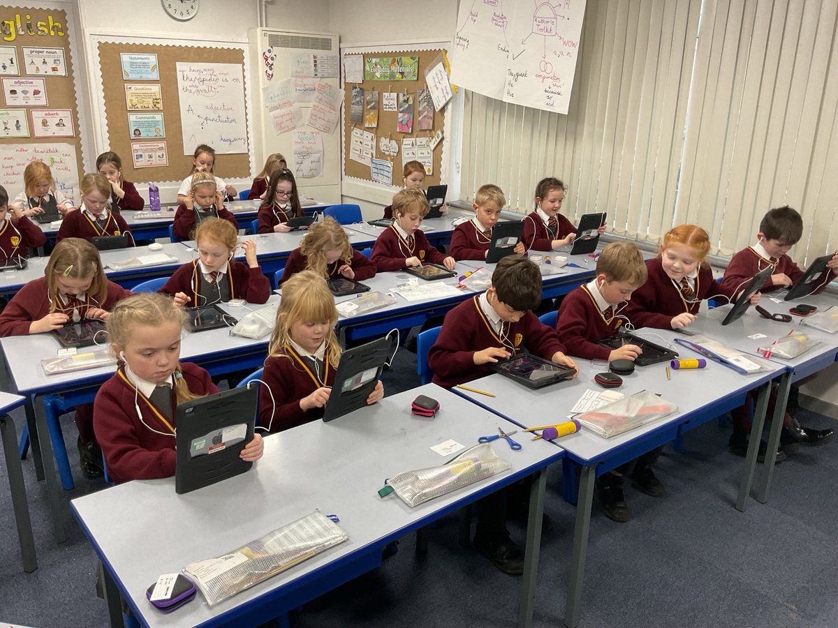PDA_Y2's tweet image. Working on @numbots to develop our maths skills. #pdamaths