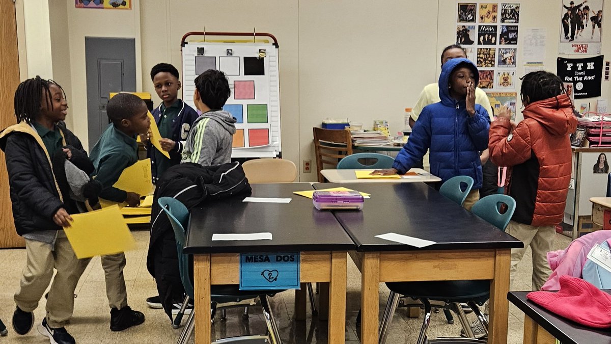 Señora Chupnick 🍎 (@srachupnick) on Twitter photo Ms. McCray's Gr3 students <a href="/TeamWoodmoor/">Woodmoor Elementary Magnet</a> used phonics skills & reading skills to have full conversations ALL IN SPANISH (reviewing what we've learned)!!!! <a href="/BaltCoPS/">Baltimore County Public Schools</a> <a href="/bcpstv/">BCPS-TV</a> <a href="/PrincipalFBrown/">Franchesca Brown</a> <a href="/R_Hardesty2/">Rachel Hardesty</a> #MarylandSealOfBiliteracy #CollegeAndCareerReady #LanguageIsLiteracy Ms. McCray's Gr3 students <a href="/TeamWoodmoor/">Woodmoor Elementary Magnet</a> used phonics skills & reading skills to have full conversations ALL IN SPANISH (reviewing what we've learned)!!!! <a href="/BaltCoPS/">Baltimore County Public Schools</a> <a href="/bcpstv/">BCPS-TV</a> <a href="/PrincipalFBrown/">Franchesca Brown</a> <a href="/R_Hardesty2/">Rachel Hardesty</a> #MarylandSealOfBiliteracy #CollegeAndCareerReady #LanguageIsLiteracy