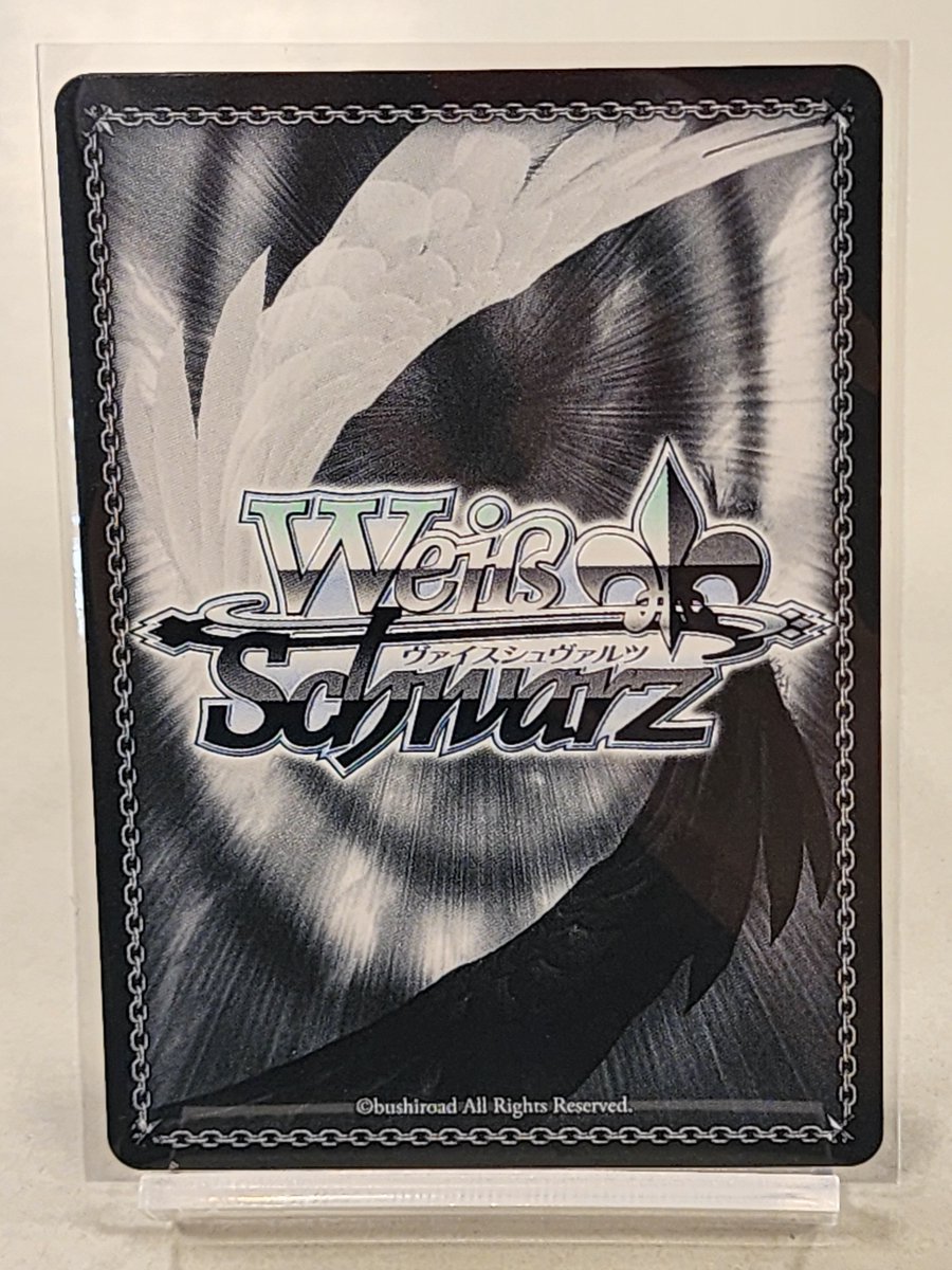 【世界に2つ】EGOIST 直筆サイン入り等身大パネル 0928151730_65151a7a4211e.jpg