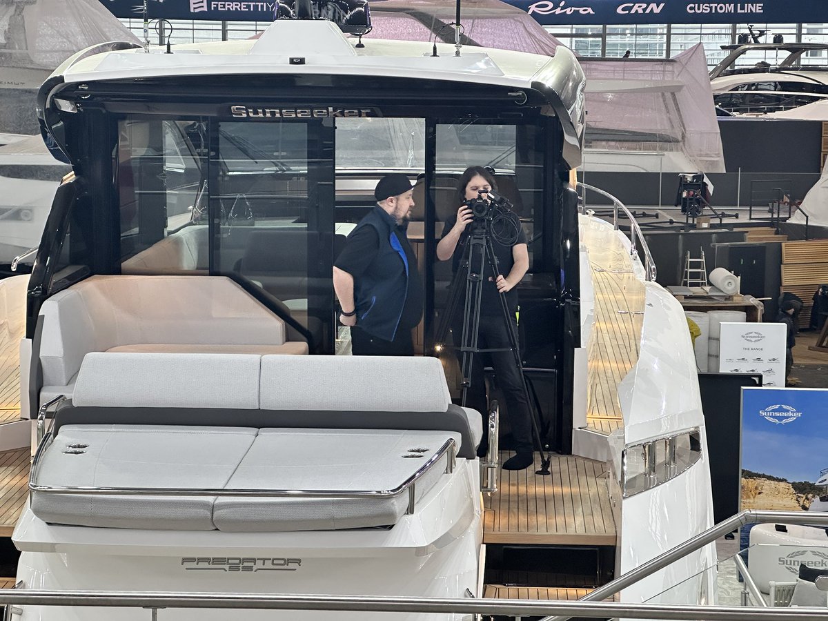 SiTemps's tweet photo. Dรผsseldorf Boat Show - Day 1
#RigDay #cameraoperator #freelancevideoproduction #videoproduction #freelancerlife #setlife #CameraOp
Shooting with #dancingsquirrel & @MoonshineProdUK https://t.co/UtN05KUWcO