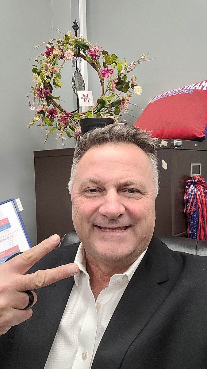 recheatham's tweet photo. @BellCatMHS @ericbowlen @ArtesiansUnited @MSDMartinsville @ArtesianNation @CoachDug @Smadams72 @ljmoscrip https://t.co/1gtGc7GS76