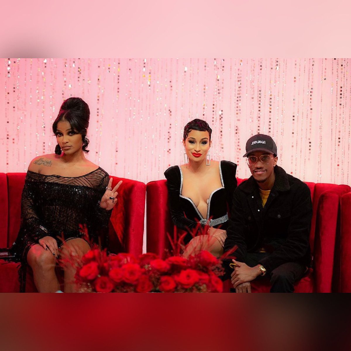 The_ZeusNetwork's tweet photo. Yees! 👏🏾 We’re throwing it BACK to @MsJoseline & @JaneishaJohn’s dynamic HOSTING DUO! 💕 Who remembers them hosting for the 1st #Zeus REUNION ever back in 2021 for #OneMoChance S1!🤯🙌🏾 Who’s excited to see them HOSTING together again for the #JoselinesCabaretTx Reunion on Sun? 👀 https://t.co/qdoDbtENZp