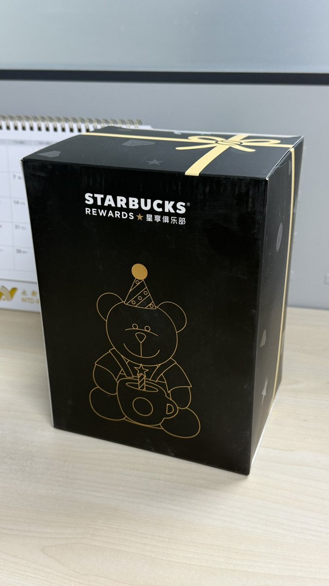 satoshi_readygo's tweet image. 昨日はひとりぼっちの誕生日ですが、スマホにスタバから「プレゼントを送る」という連絡がきて、届いたのは可愛いぬいぐるみでした
ありがとう😊STARBUCKS☕️
・:*+.(( °ω° ))/.:+