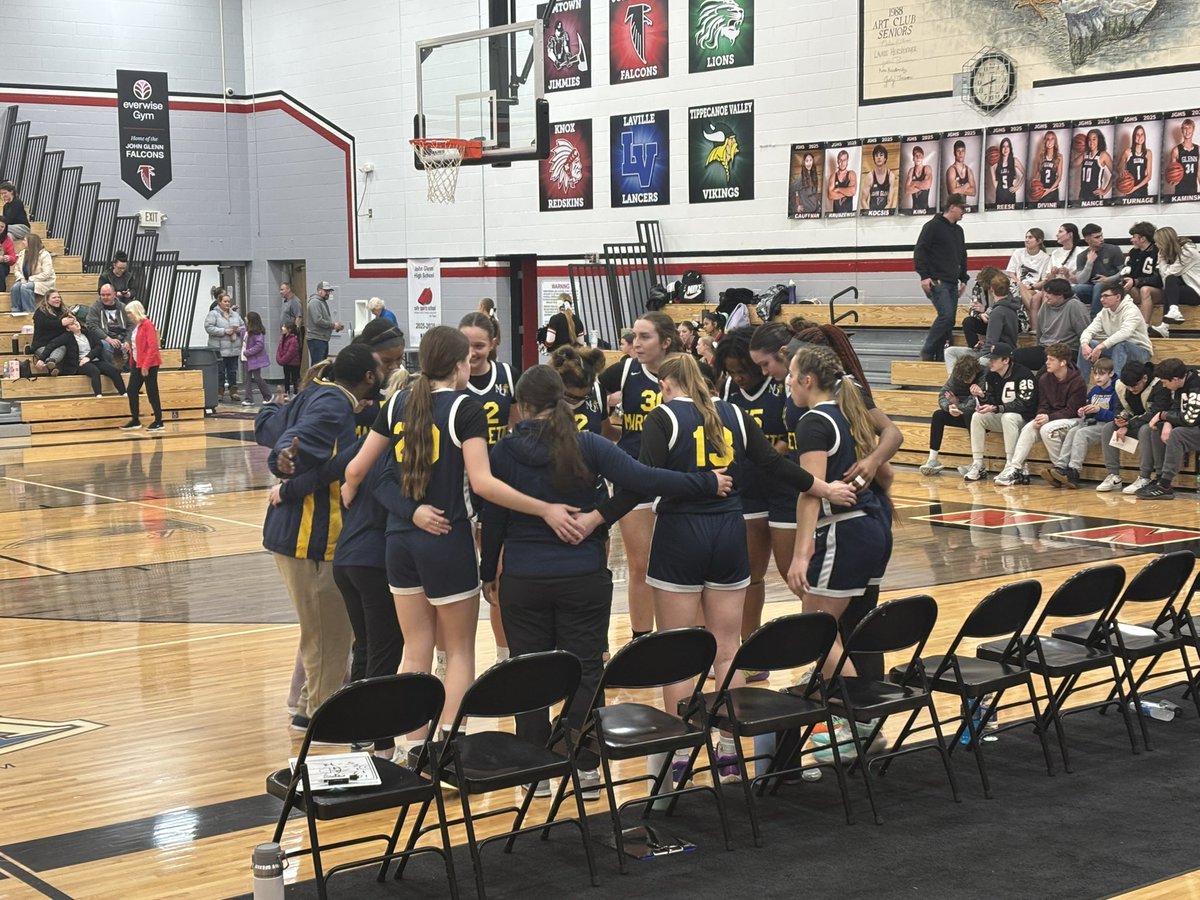 MQTGirlsHoops's tweet image. We’re here at Glenn High School in Walkerton for our first-ever clash with the Falcons (12-6). The Blazers are seeking to move to 10 games over .500 tonight.

Marquette (13-4) starters:
2 Addison Penziol
4 Laniah Davis
5 Natalie Robinson
13 Marissa Pleasant
45 Brielle Jones