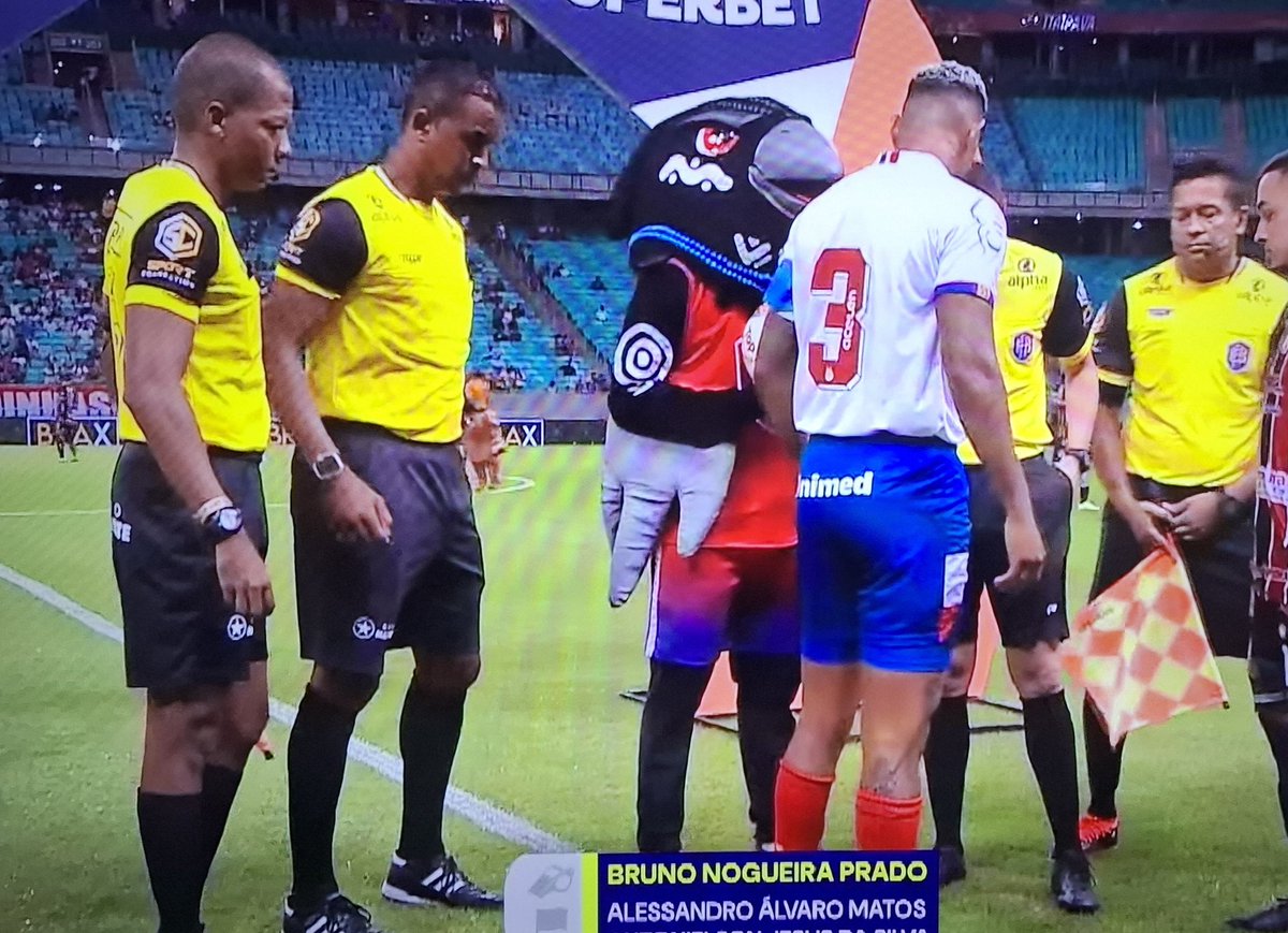 Começando 2025 de verdade. Jogo na Fonte direto da <a href="/tvebahia/">TVE Bahia</a> . Curtindo o meu Bahea direto de Lavras-MG. E viva a melhor embaixada do Bahia, a BoraBaehaUai (<a href="/BoraBaheaUai/">Bora Bahêa Uai</a> ).
#BaianaoNaTVE