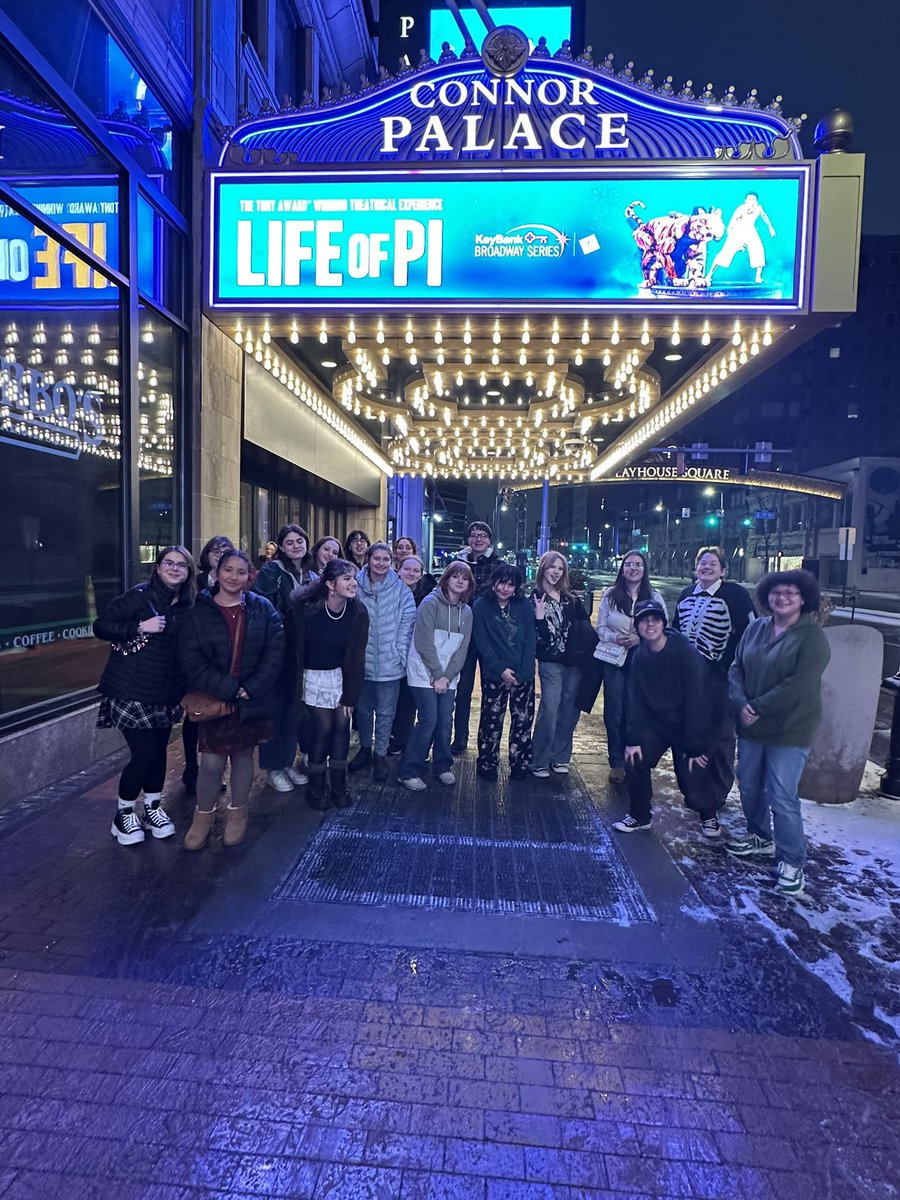 Drama Club took a field trip to Playhouse Square to see Life of Pi tonight. Medina Teachers go the extra mile to enrich our students’ learning. #WeRMedina