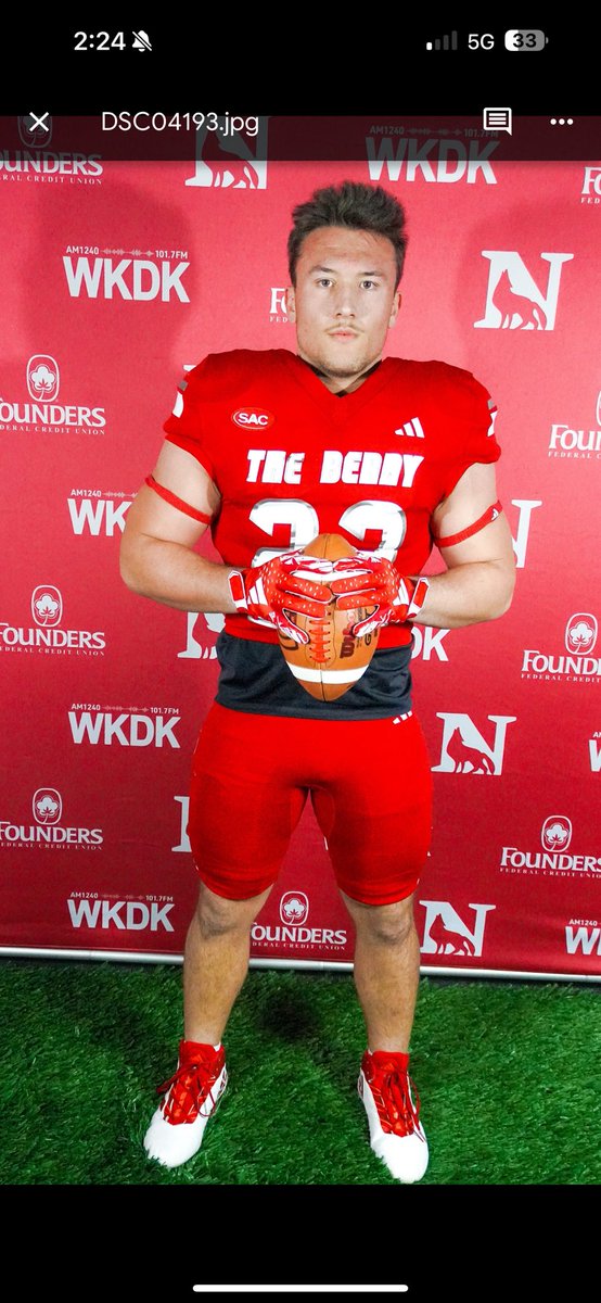 joeober_'s tweet image. #AGTG I am extremely blessed and grateful to receive an offer from @Newberry_FB. Thanks @CoachKnightNC and Coach Spangler for the opportunity. Go Wolves 🐺🏈