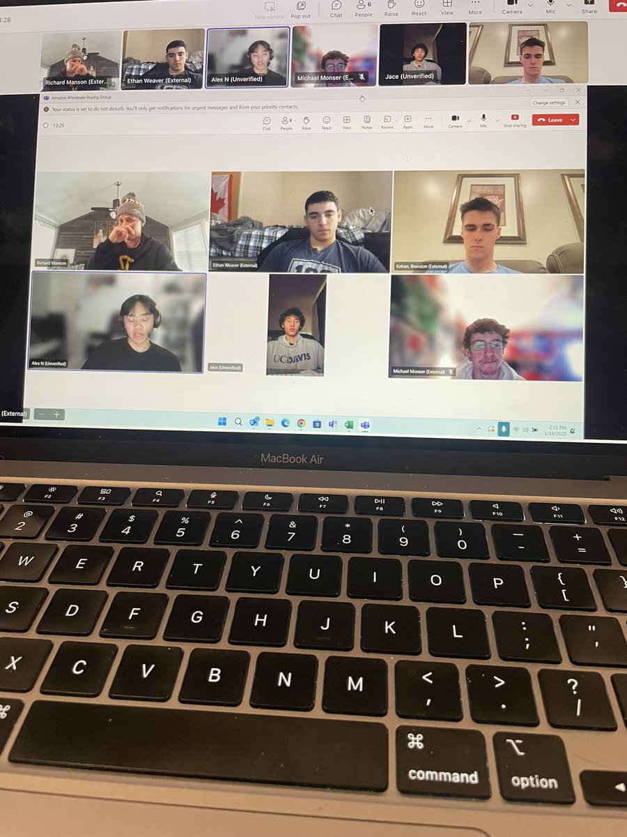 In the wholesale lab with the gang💰 <a href="/ethan_weaver37/">Ethan Weaver</a> <a href="/JaceAMZ/">Jace</a> <a href="/KYXECOM/">kysu</a> <a href="/Mike_FBM/">MSM</a>