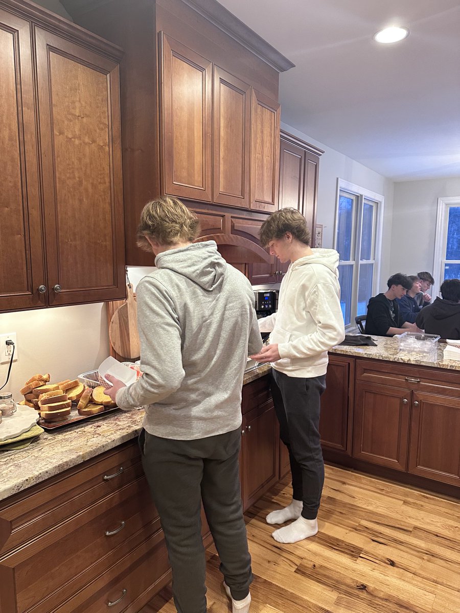 Batavia Basketball tweet media