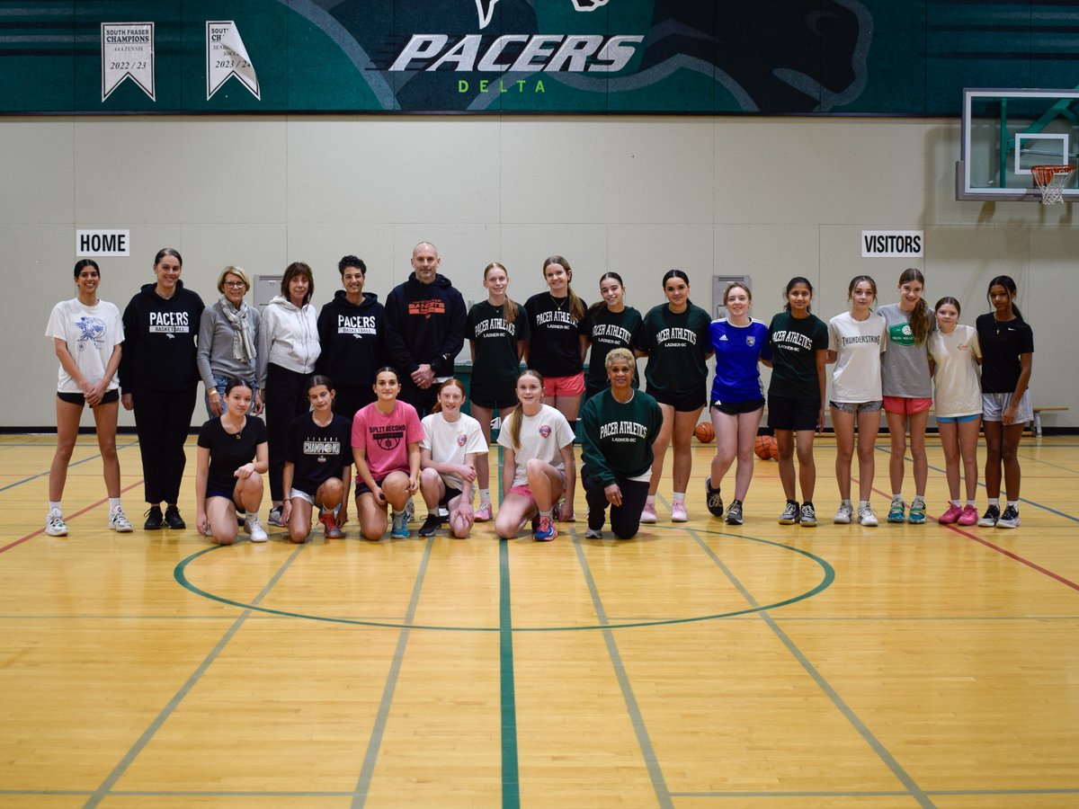 vancitybandits's tweet photo. Shoutout to the student-athletes and volunteer coaches at Delta Secondary for hosting head coach @juiushoops at practice this week, as part of our @banditsFDN School Tour. 🦊 💪

Bandits School Tour powered by @prestongm @ucanwest @bmgroupintl https://t.co/zK8N6UEFGy