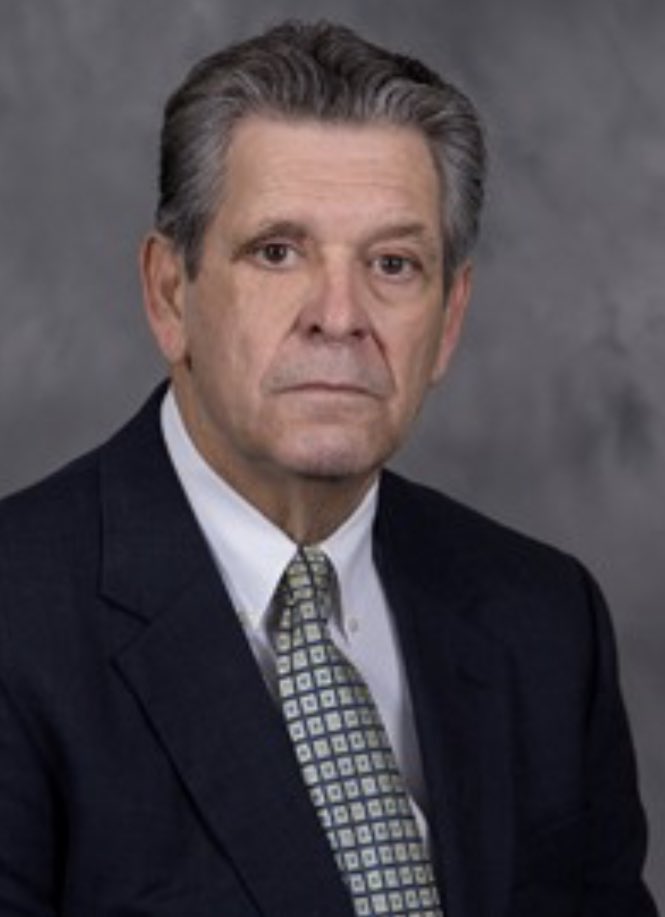 millikinmbb's tweet photo. We are saddened by the recent passing of former CCIW champion, 1,000 point scorer, and Assistant Coach, John Lograsso. Our thoughts and prayers are with the Lograsso family.Ⓜ️💙 https://t.co/IqGfN7jWOu