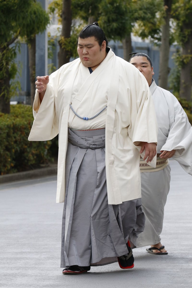 sumokyokai's tweet photo. ＜大相撲一月場所＞
場所入りの様子。
熱海富士、尊富士。

#sumo #相撲 #一月場所 #初場所 https://t.co/C8mcnnjCdp