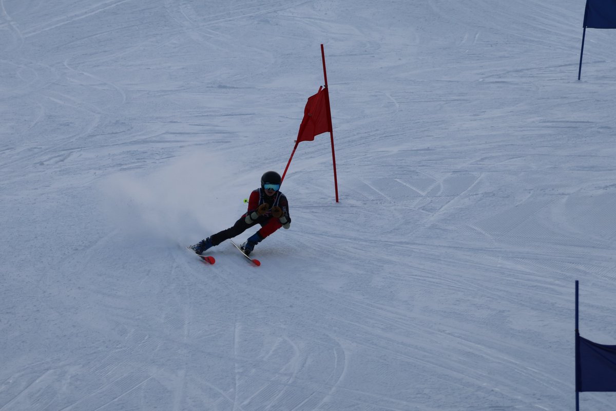 LSSkiTeam's tweet photo. Boys (3-1) beat Lunenburg-Leominster, 56-30, and fall to Winchester, 50-36. 

Gabel - 5th
B.Delahunty - 8th
Riley - 12th
Danielson - 13th
Ladieu - 14th
Dietz - 15th
J.Saux - 23rd
Rodgers - 24th
Reinhard - 28th
Abbott - 29th

@Warriors978 @MetroWestSports https://t.co/Cqifg2dmGT
