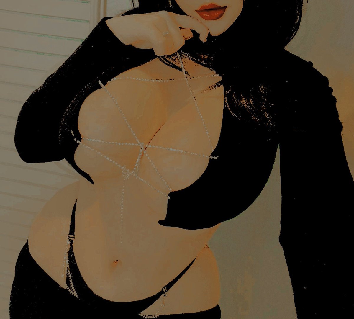 blizzcrd's tweet photo. ᅠ

ᅠ⠀⠀ ⠀ ⠀⠀ ⠀⠀
⠀ ⠀ ⠀⠀  ⠀⠀ 
     黒人 、𝔂𝘰𝘶  𝙨𝙖𝙮 
       𝘵𝘩𝘢𝘵   𝘸𝘩𝘪𝘭𝘦  𝙮𝙤𝙪𝙧 
  mommy  used  to
        𝗐𝗈𝗋𝗄   𝗶𝗻   𝖺
          綿花栽培  .ᐣ.ᐟ

   𝓭𝗈𝗇'𝗍   𝖻𝖾
    𝗿𝗶𝗱𝗶𝗰𝘂𝗹𝗼𝘂𝘀  .  👏🏻

ᅠ

ᅠ

ᅠ https://t.co/ucZTTljMPy