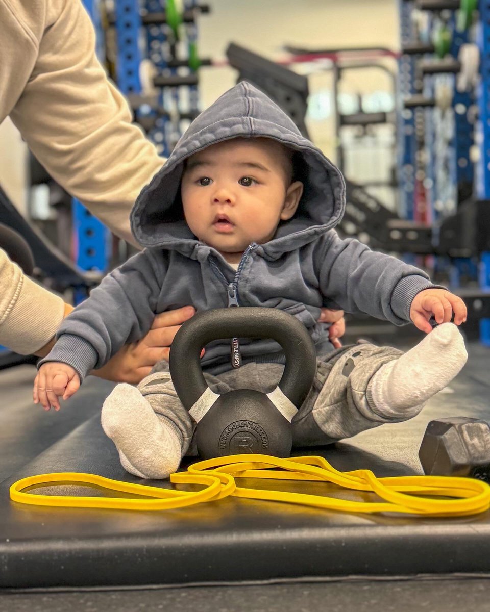 mlam604's tweet photo. bro’s already going to the gym, what’s stopping you? 😂🤣
#gym #baby #cute #instababy #workout #fitness https://t.co/KkBUBDrysD