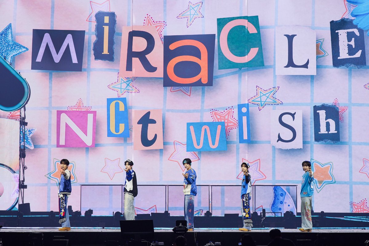 SMTOWNGLOBAL's tweet photo. https://t.co/Svg3MDOtby