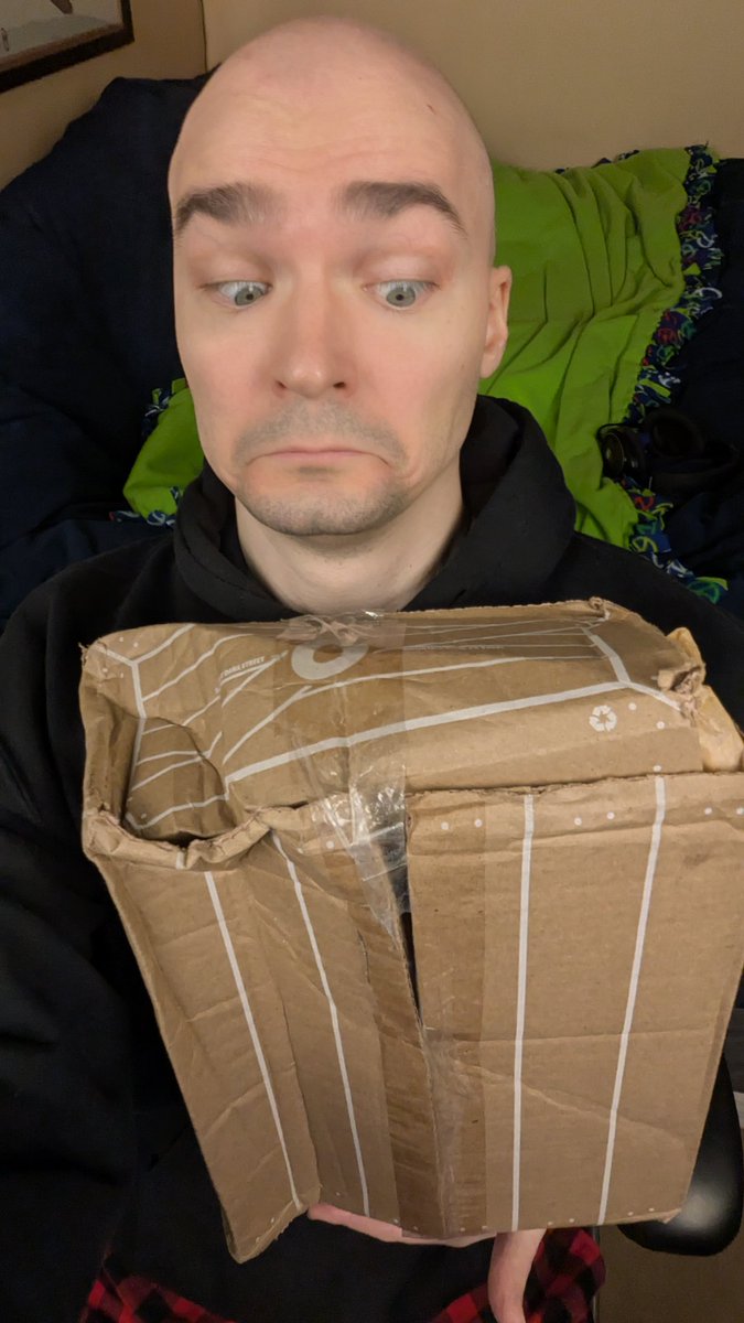 Hefzlol's tweet photo. Giant package opening live!  Baldurs Gate later https://t.co/lhzyEe4hro https://t.co/RAMCWYHiUb