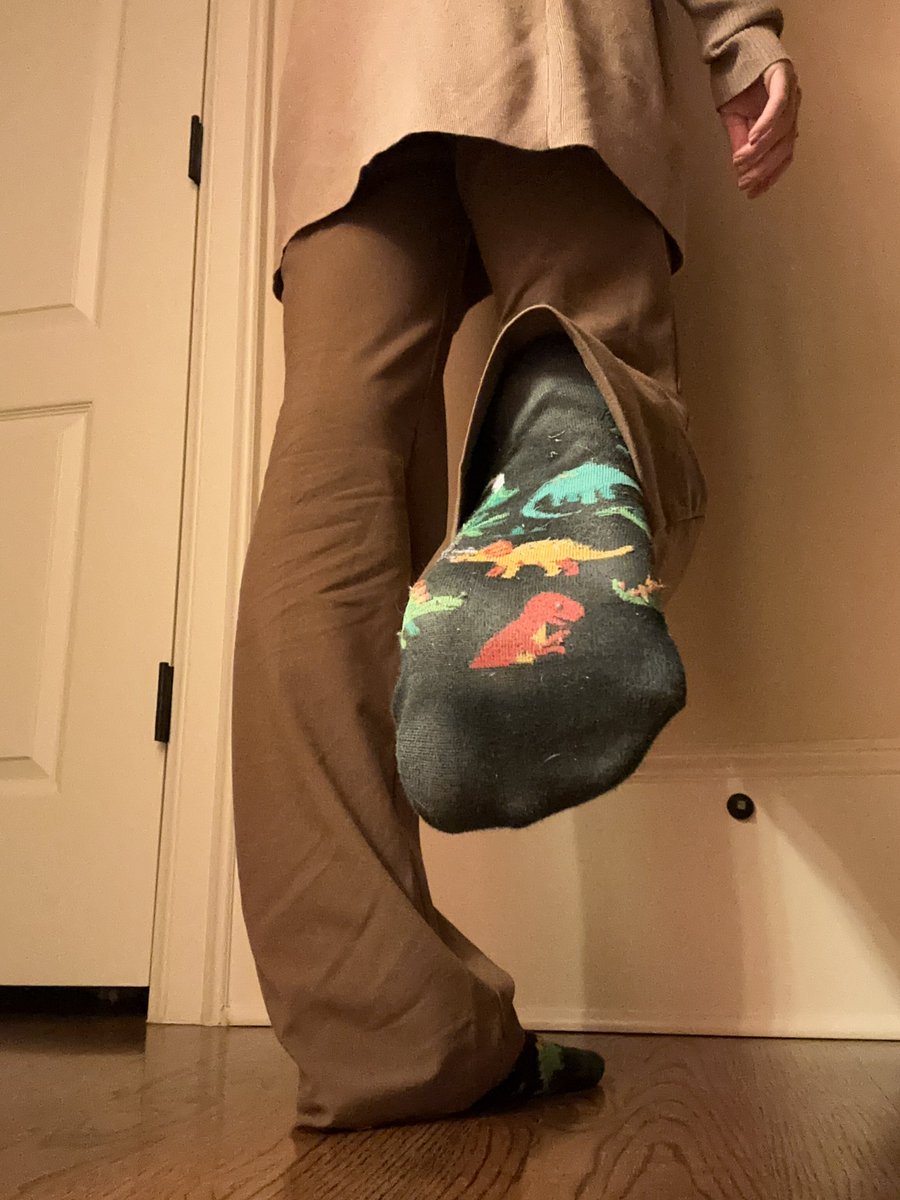 feett_fantasy's tweet photo. Looosssseerrrr

#foot #feet #socks #sweatysocks #footworship #paypig #femdom #findom #sugardaddy #pics #selling #cashapp #loser #hotgirl https://t.co/RG5Fko6S0o