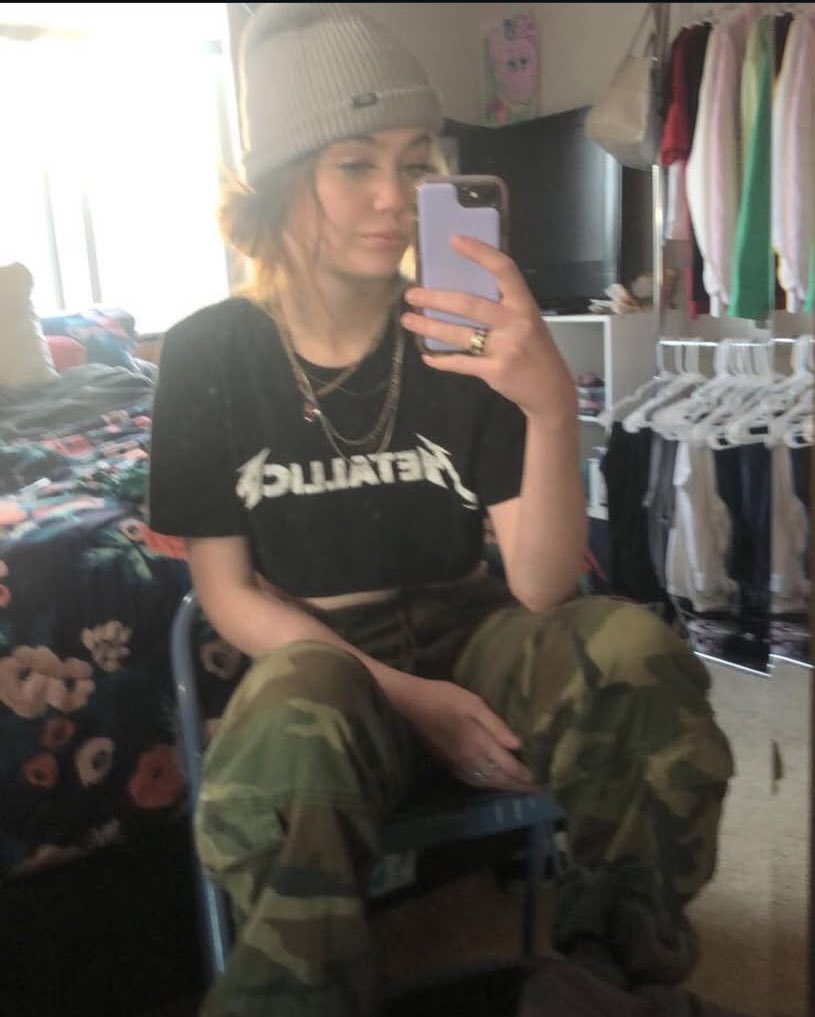SydnoSquidno's tweet photo. Who wants a sexy skater girl 😋 https://t.co/fjWzX8cRoF