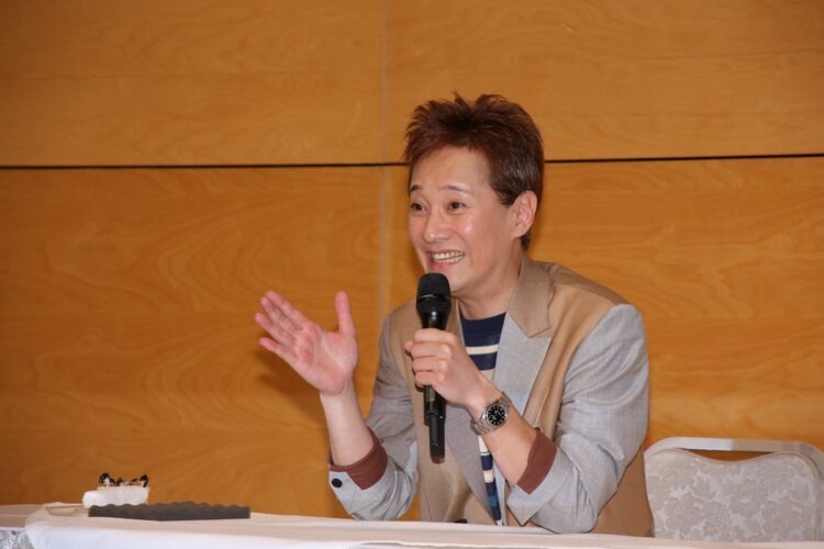 news_postseven's tweet photo. 《スクープ証言》
#中居正広 “深刻トラブル”
被害者X子さんが口を開いた「9000万円ものお金はもらってません」

#フジテレビ に対しては「諦めの気持ちが強い」
 https://t.co/A0bSLfqsyq 
「私は解決金について知人にも一切話したことがありません」 https://t.co/QZB1q4jQn8