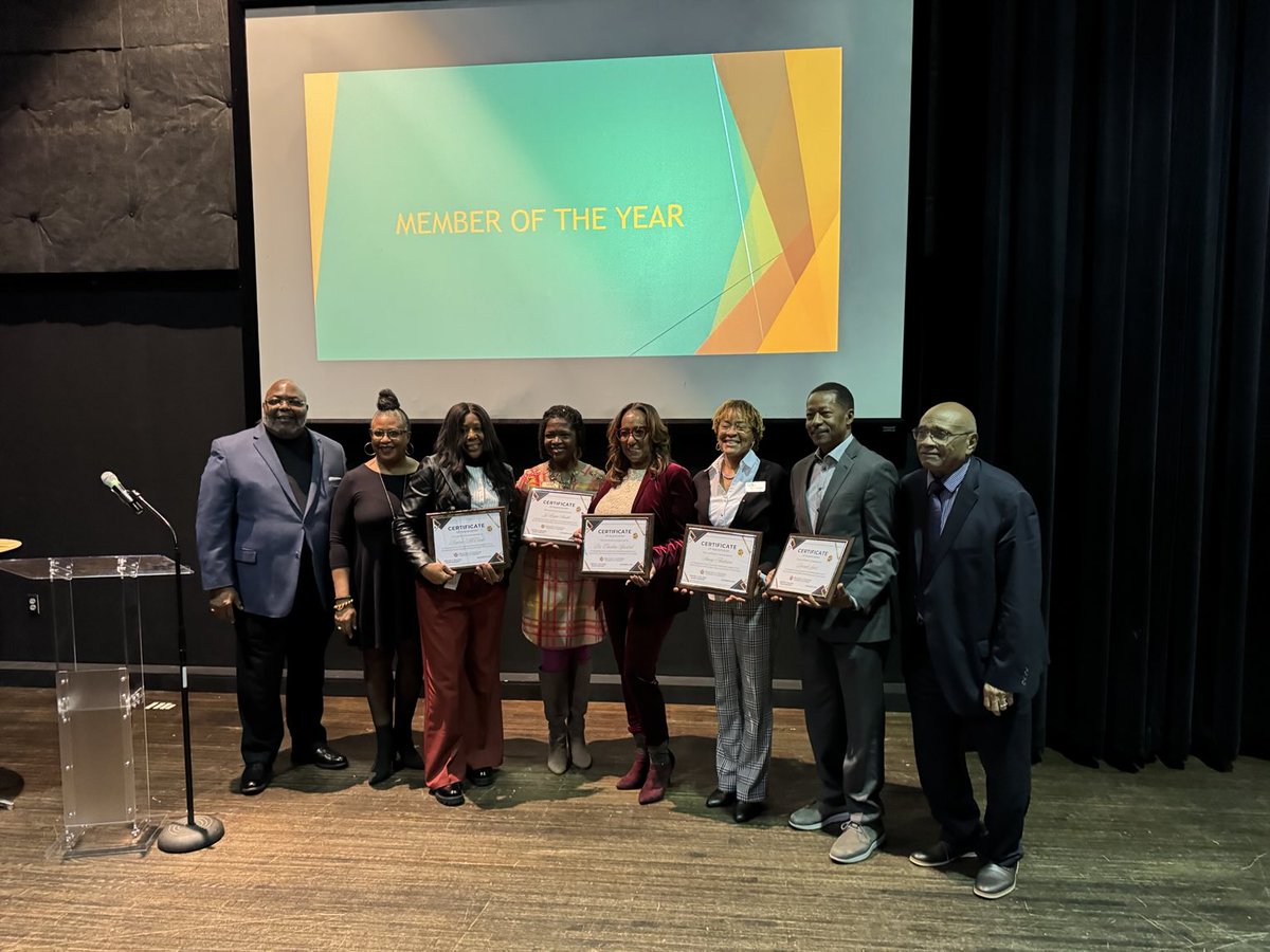 DCSD_SCSA's tweet photo. The Office of Student Assignment had a blast on 12.11.24, celebrating ⁦⁦@DeKalbSchools⁩ Work Based Learning Coordinators. “You can learn a lot more about business, from one loss, opposed to 1,000 wins,” M. Thurmond. ⁦⁦@DrCharCovington⁩ https://t.co/CiPlPbOXfy