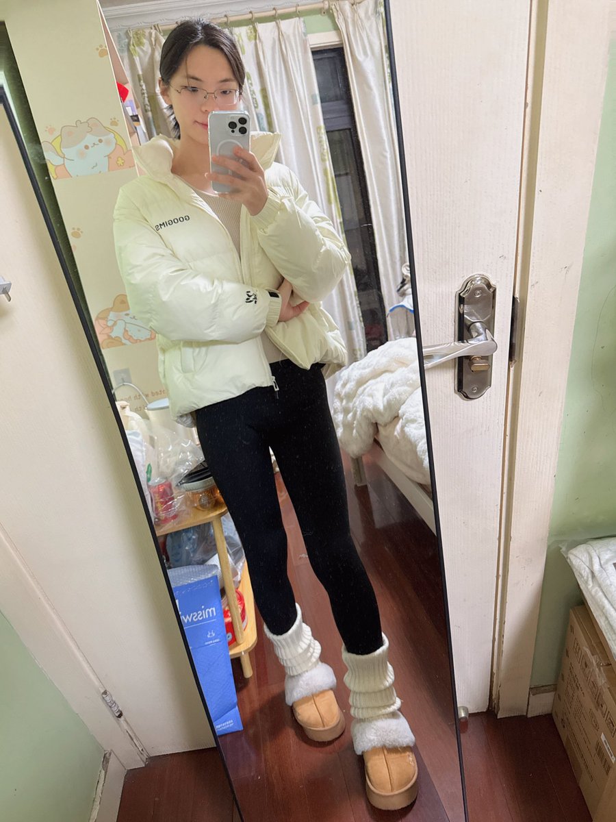 是啊，谁会愿意带个小男娘回家过年呢