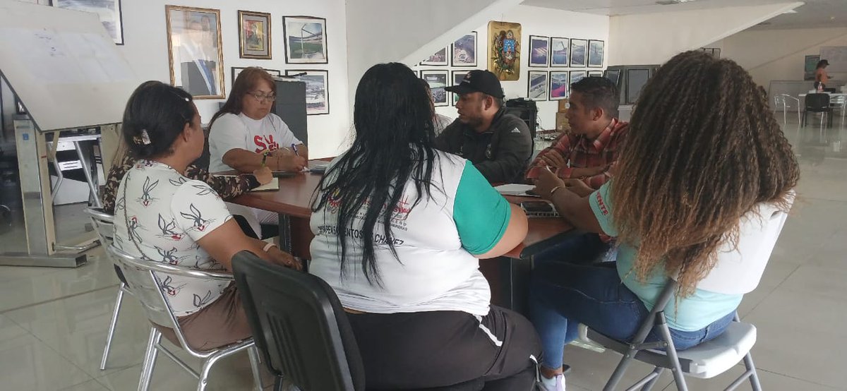 Encuentro entre la Federación Venezolana de Estudiantes Universitarios y la Coord. del Sistema de Misiones, estableciendo estrategias para captar jóvenes bachilleres y definir acciones que faciliten su ingreso a la universidad, en línea con las políticas de <a href="/NicolasMaduro/">Nicolás Maduro</a>