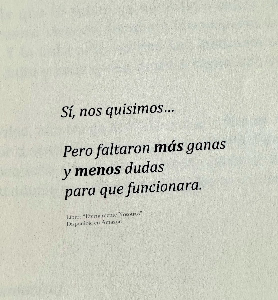 JaiiWriter's tweet photo. Libro: “Eternamente Nosotros” 📗 https://t.co/KxGggfHshD