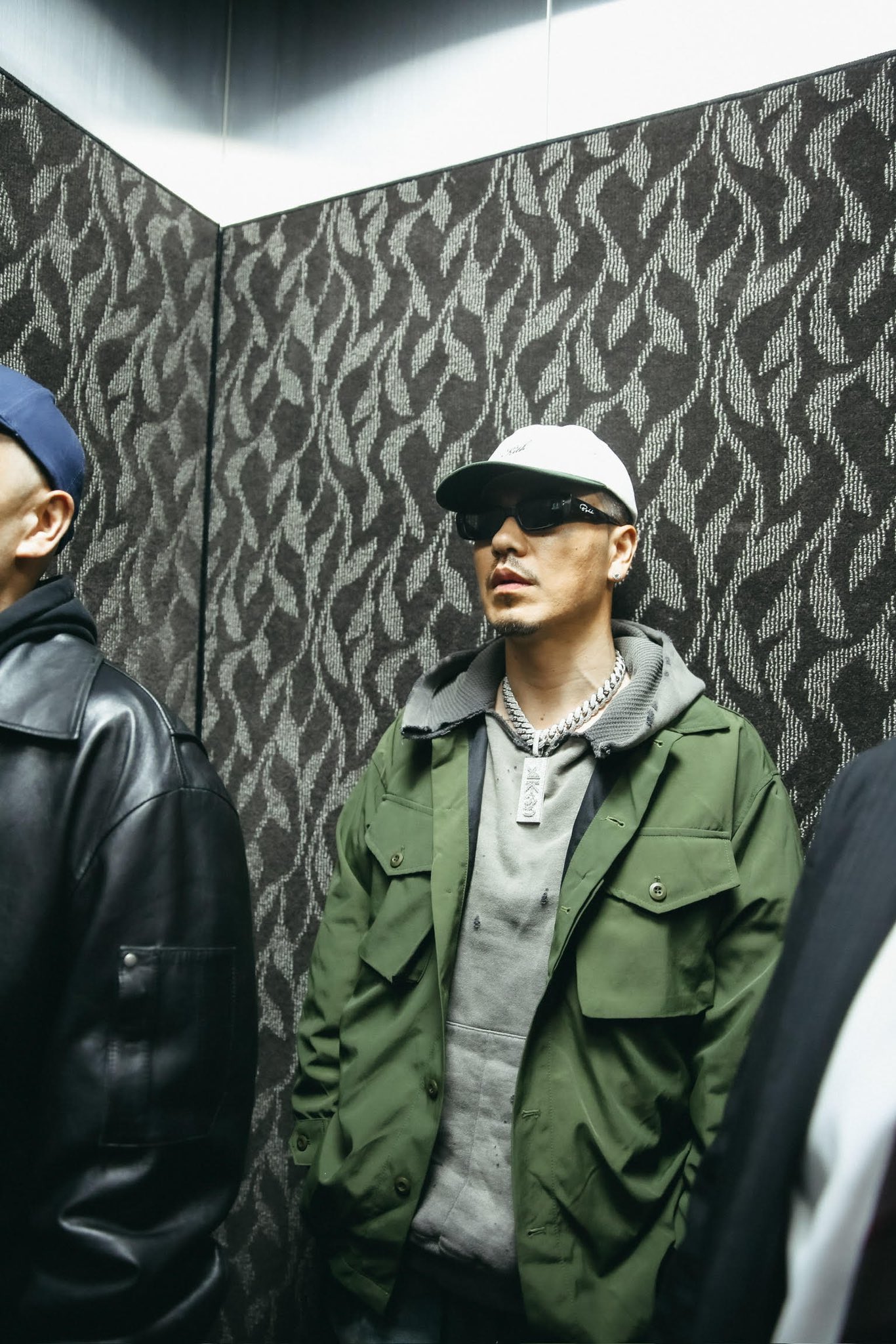 AK-69 BAGARCHバガーチ2023年カレンダー1枚B3サイズ AK-69 バガーチ （STYLING BY AK-69 - | BAGARCH STAFF OFFICIAL