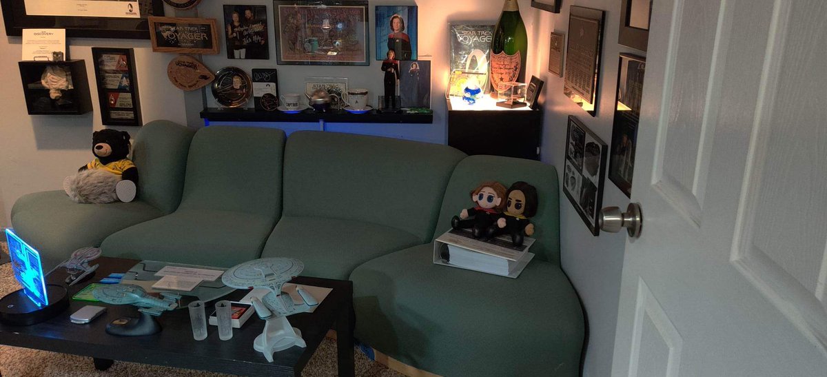 Jeremiah ○ ○ ○ ○ Starship Voyager tweet media