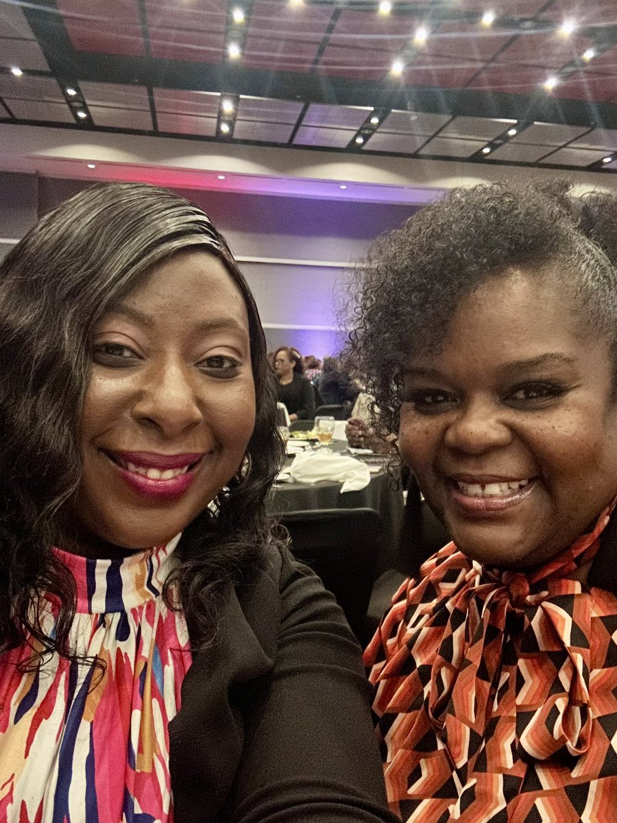 Lori Brooks tweet media