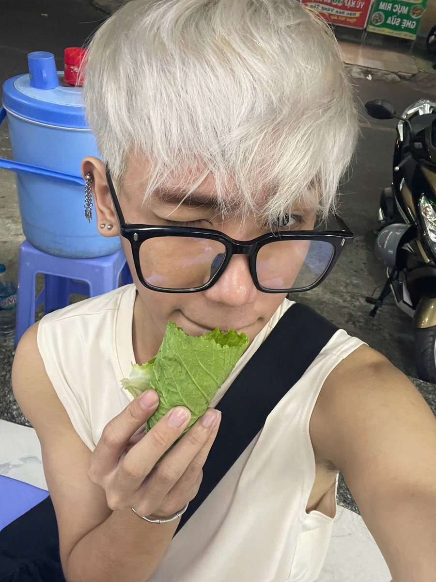 小皇好困 (@xlinzi03) on Twitter photo 