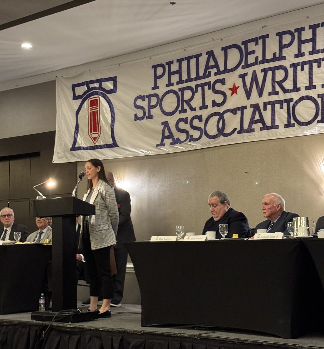 BCBaseballCo's tweet photo. @SJUHawks_FH awarded Team of the Year by the Philadelphia  Sports Writers Association 🦅 #thwnd https://t.co/Sr3g3TO5dZ