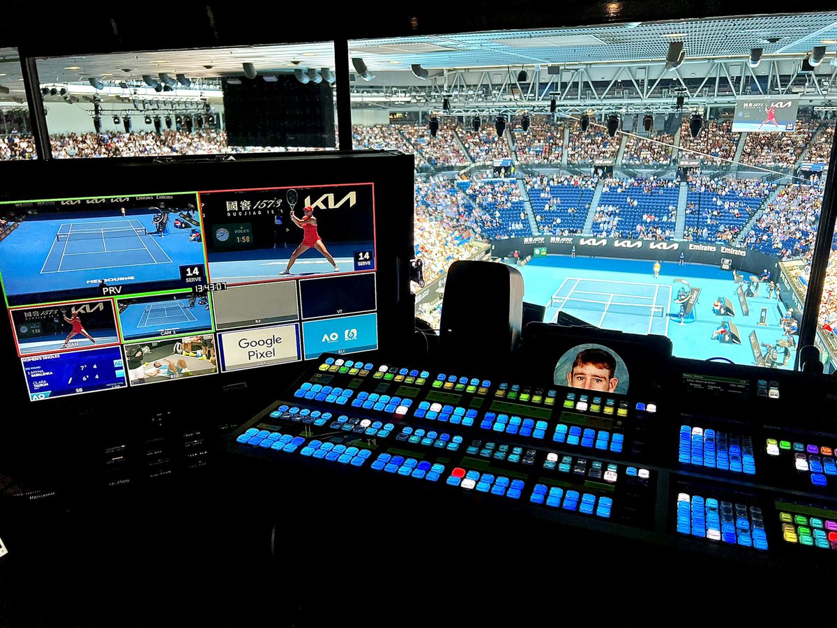 Broad_Dynamic's tweet photo. @greg16676935420 @MrBeast Will put Greg on the big screen at the Australian Open.. https://t.co/jxZZTkcxQL