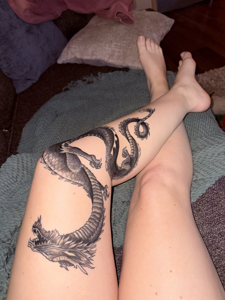 baaileyclark's tweet photo. officially a girl with a dragon tattoo https://t.co/aZnVBWbq9x