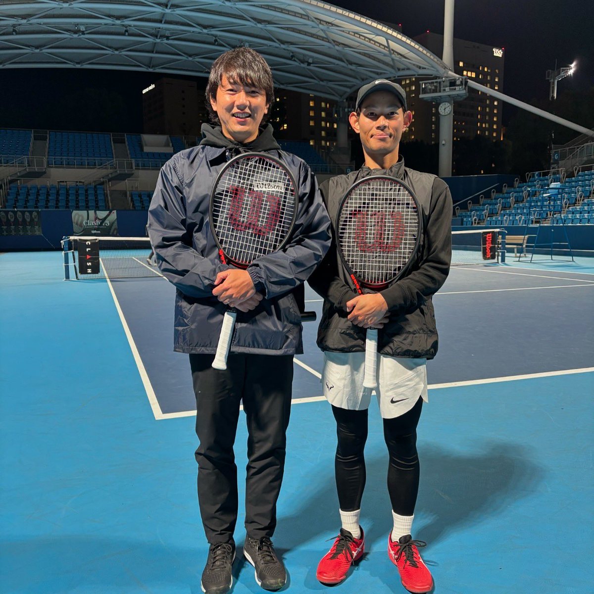 supersonic177's tweet photo. 素敵なイベントでした🙏
ありがとうございました🔺➕❤️
@wilsontennisjp 
@OchiTaito 
#ClashV3
#ClashV3🔺
#ClashV3OnCourtTour
#wilsontennis
#tennis
#ウイルソンテニス
#テニス
#松田康希 https://t.co/7yX7hrLFM2