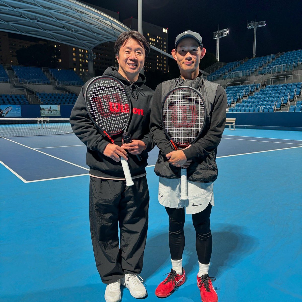 supersonic177's tweet photo. 素敵なイベントでした🙏
ありがとうございました🔺➕❤️
@wilsontennisjp 
@OchiTaito 
#ClashV3
#ClashV3🔺
#ClashV3OnCourtTour
#wilsontennis
#tennis
#ウイルソンテニス
#テニス
#松田康希 https://t.co/7yX7hrLFM2