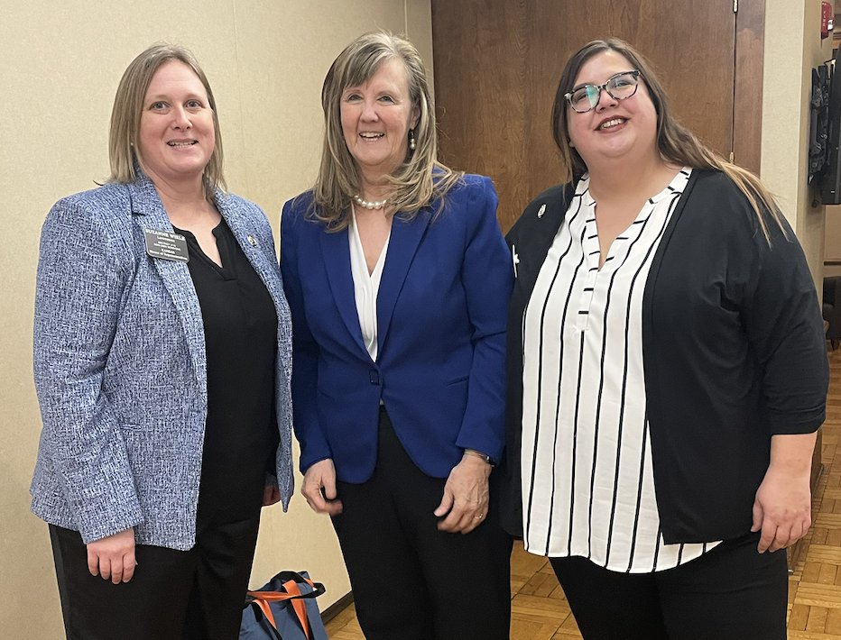 Social Worker tweet media