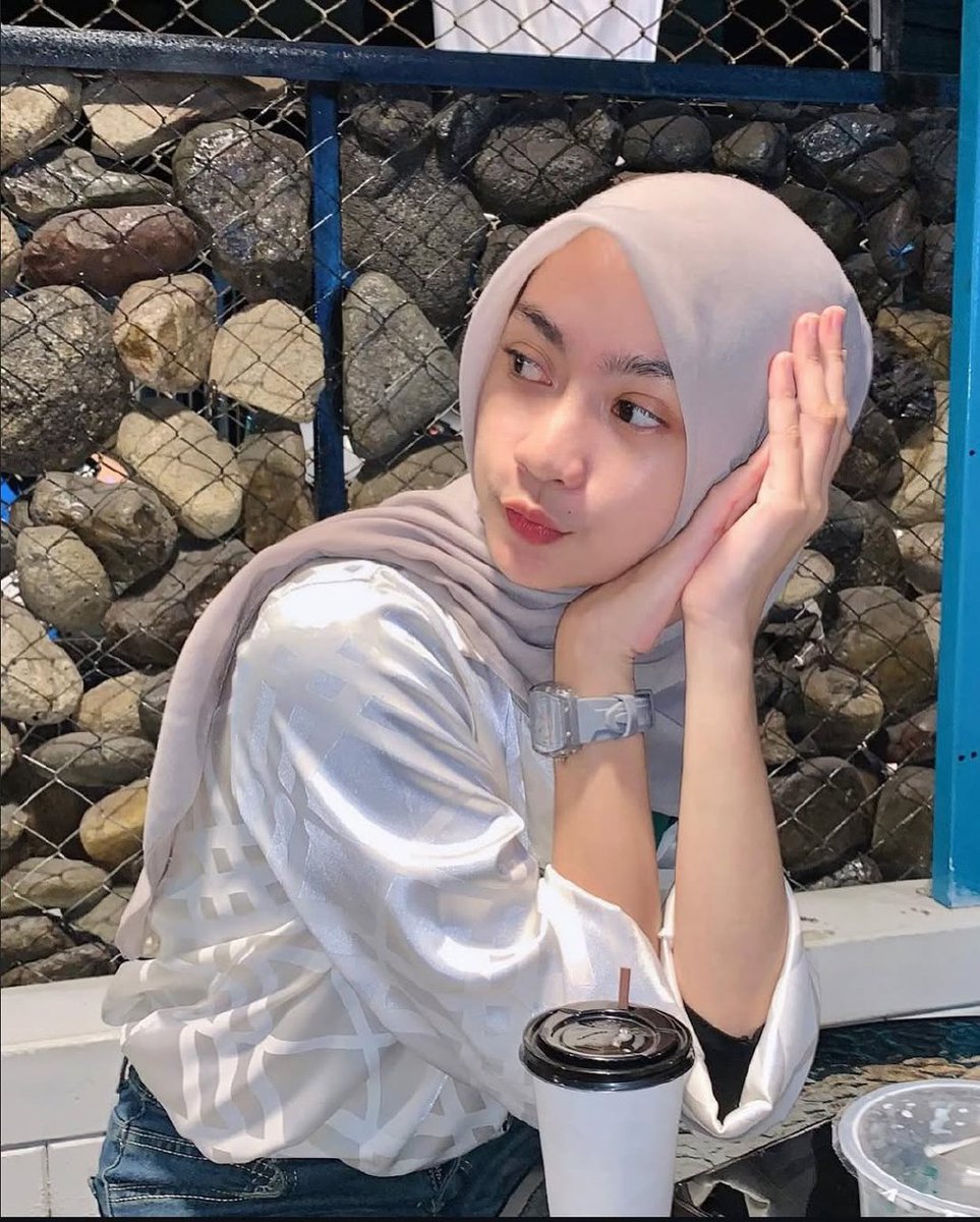 BanderCoco93514's tweet photo. Instagram: Nalamalilaa https://t.co/KeJWlZg4X3